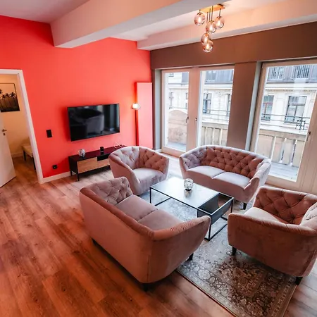 Marios Mansion Apartament *