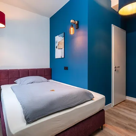 Apartament Marios Mansion *